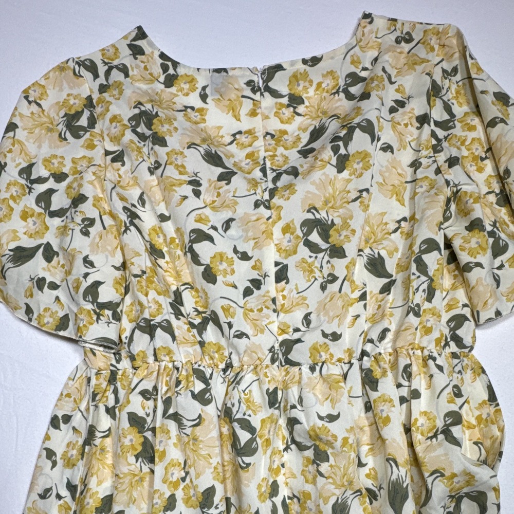 SHEIN CURVE Women's 1XL Cream/Yellow/Green Floral A-Line V-Neck Flutter Dress - Picture 11 of 11